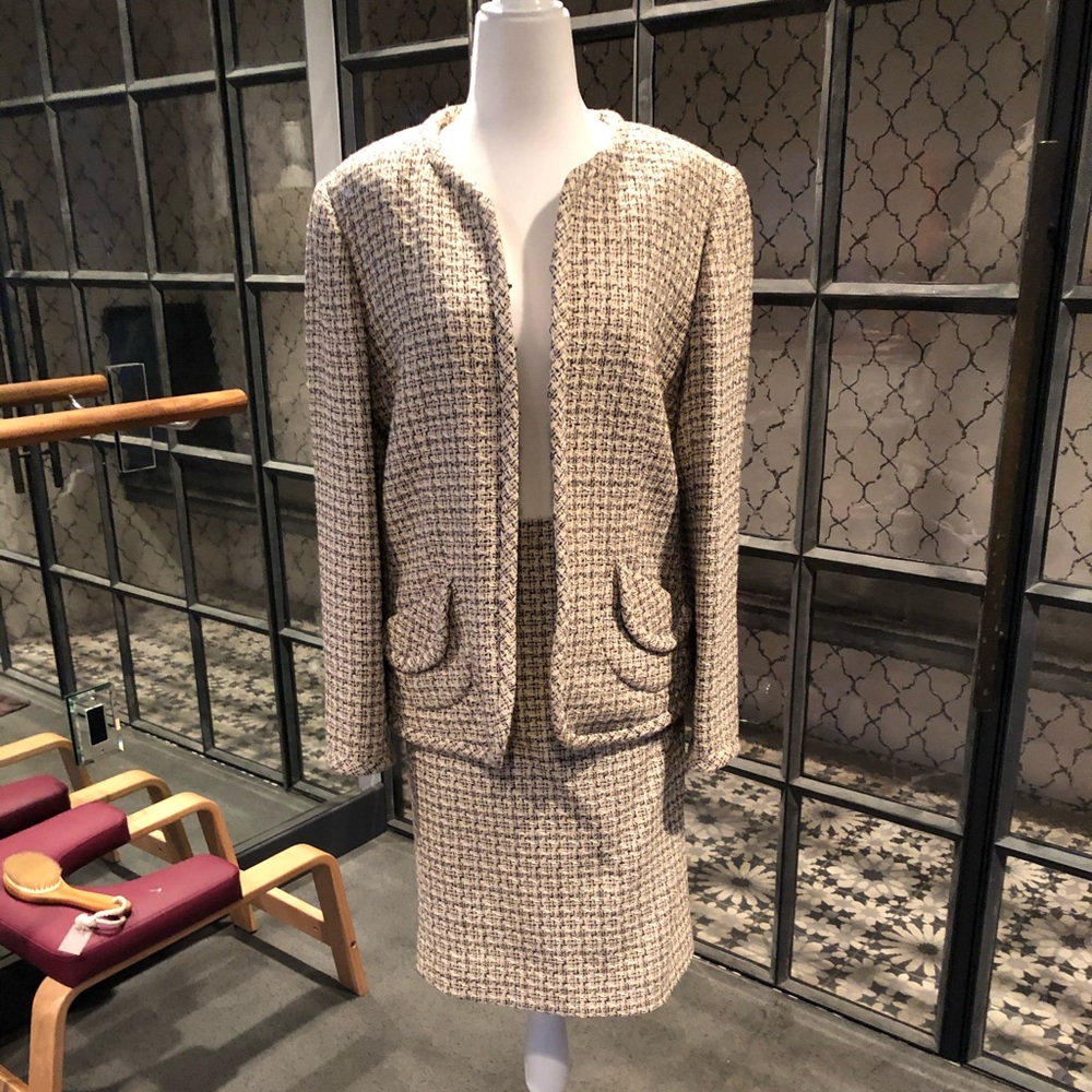 Linda Allard for Ellen Tracy tweed suit.